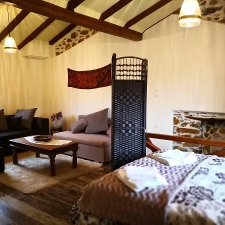 Εξοχικό σπίτι Effrosini Stonehouse
